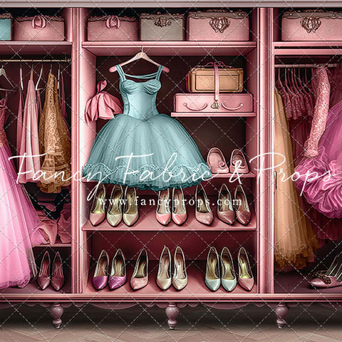 Barbie's Fabulous Wardrobe - Blue Dress Option - With Sweep Option