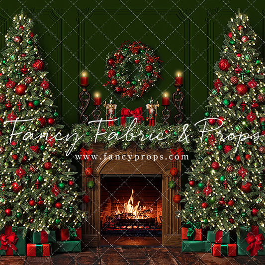 Red & Green Christmas Mantle