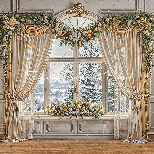 The Golden Garland Room - with Sweep Option