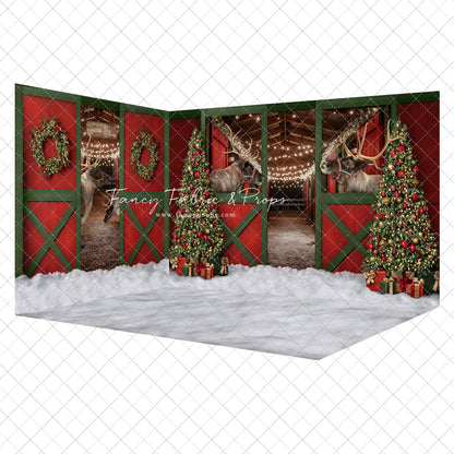 Santa's Jolly Reindeer Stable - Room