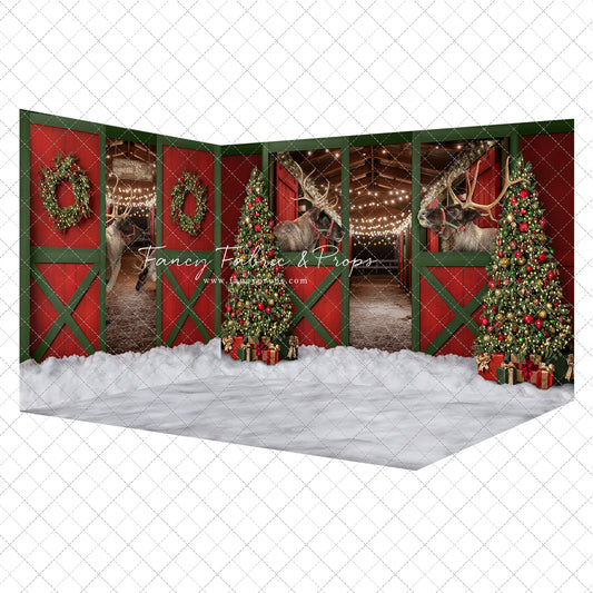 Santa's Jolly Reindeer Stable - Room
