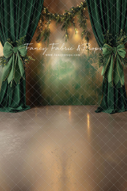 Holiday Curtain Call - With Sweep Option