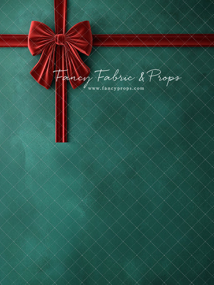 Holly & Velvet - With Sweep Option