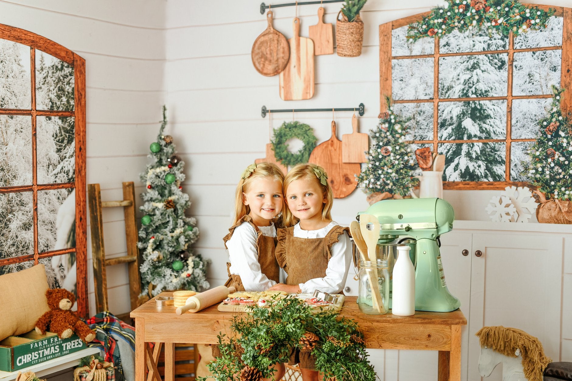 Rustic Snowy Kitchen Room – Fancy Fabric & Props