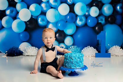 Bubble Blues Balloon Wall