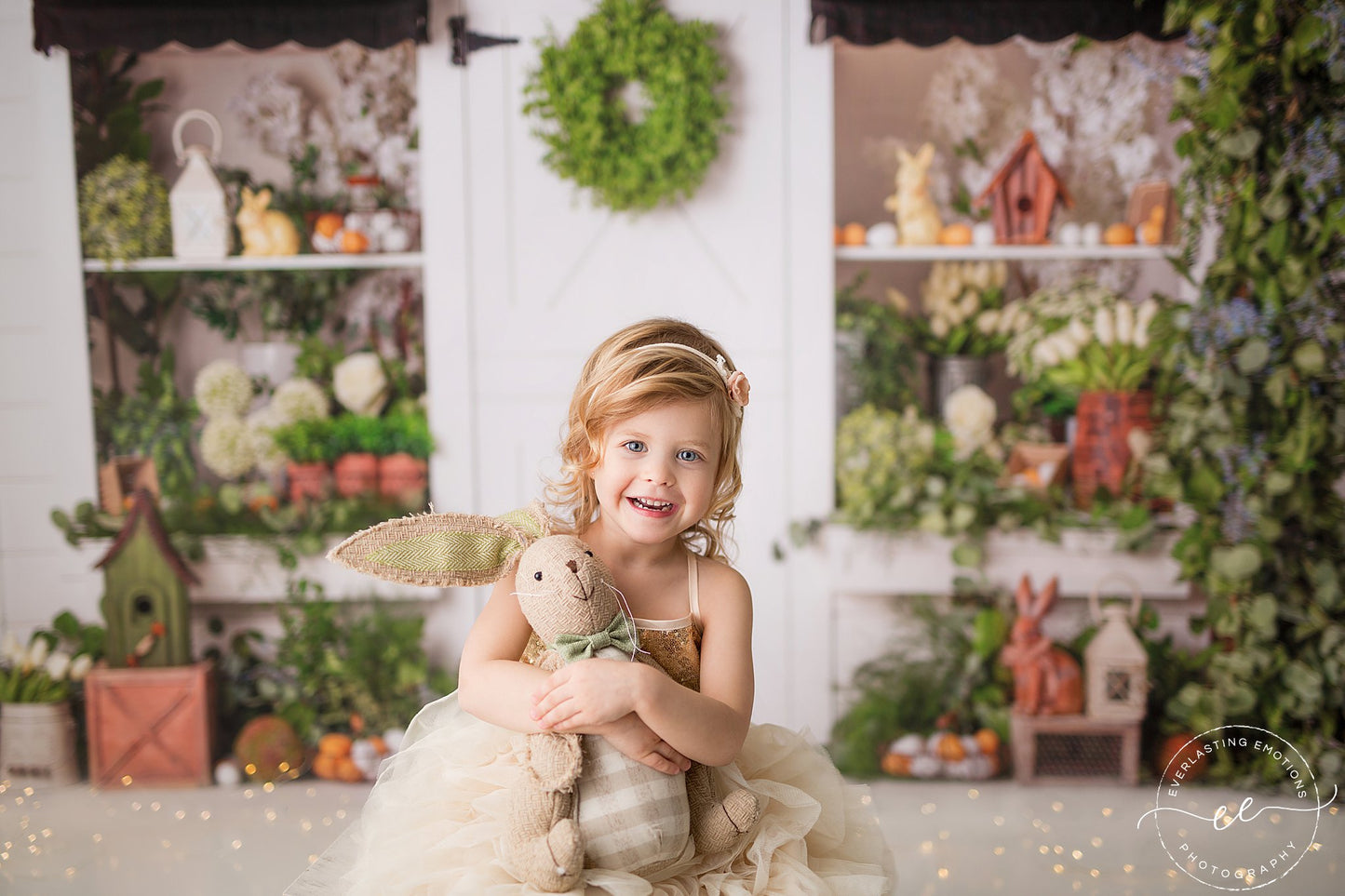 Neutral Easter House