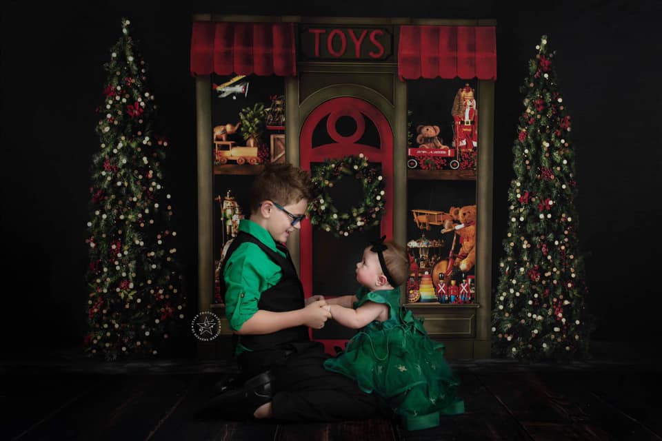 Toymaker's Holiday Corner Room