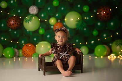 Afternoon Safari Balloon Wall