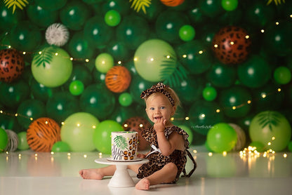 Afternoon Safari Balloon Wall