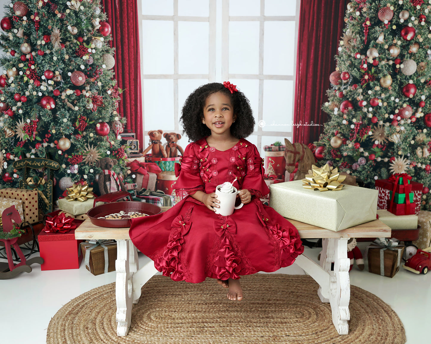 Glowing White Christmas