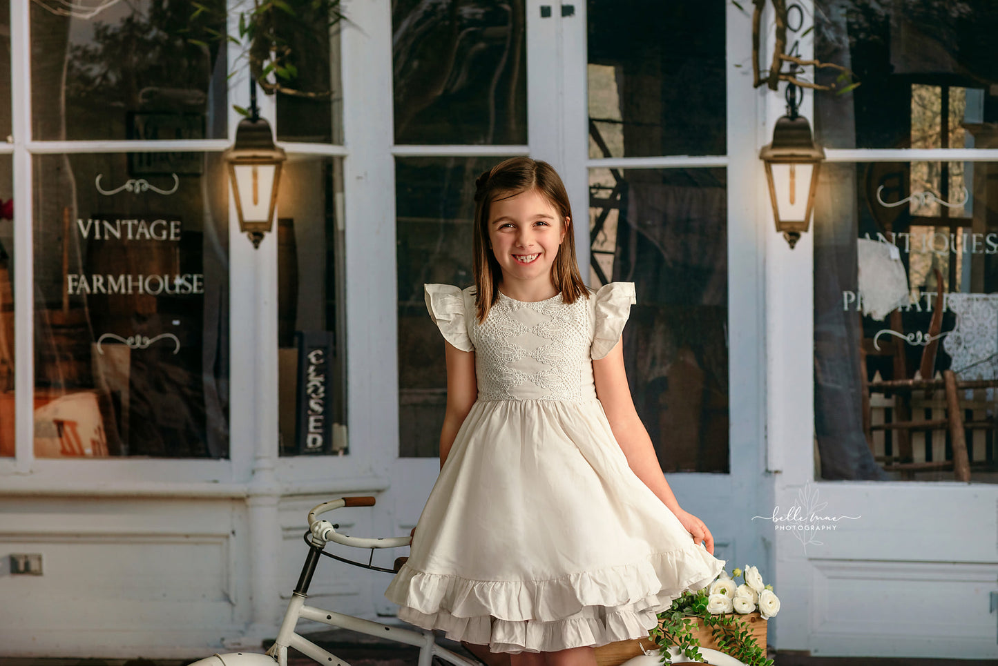 White Farmhouse Store