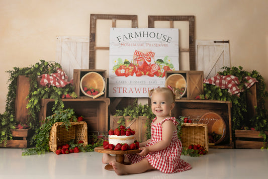 Farmhouse Berry Pickin'