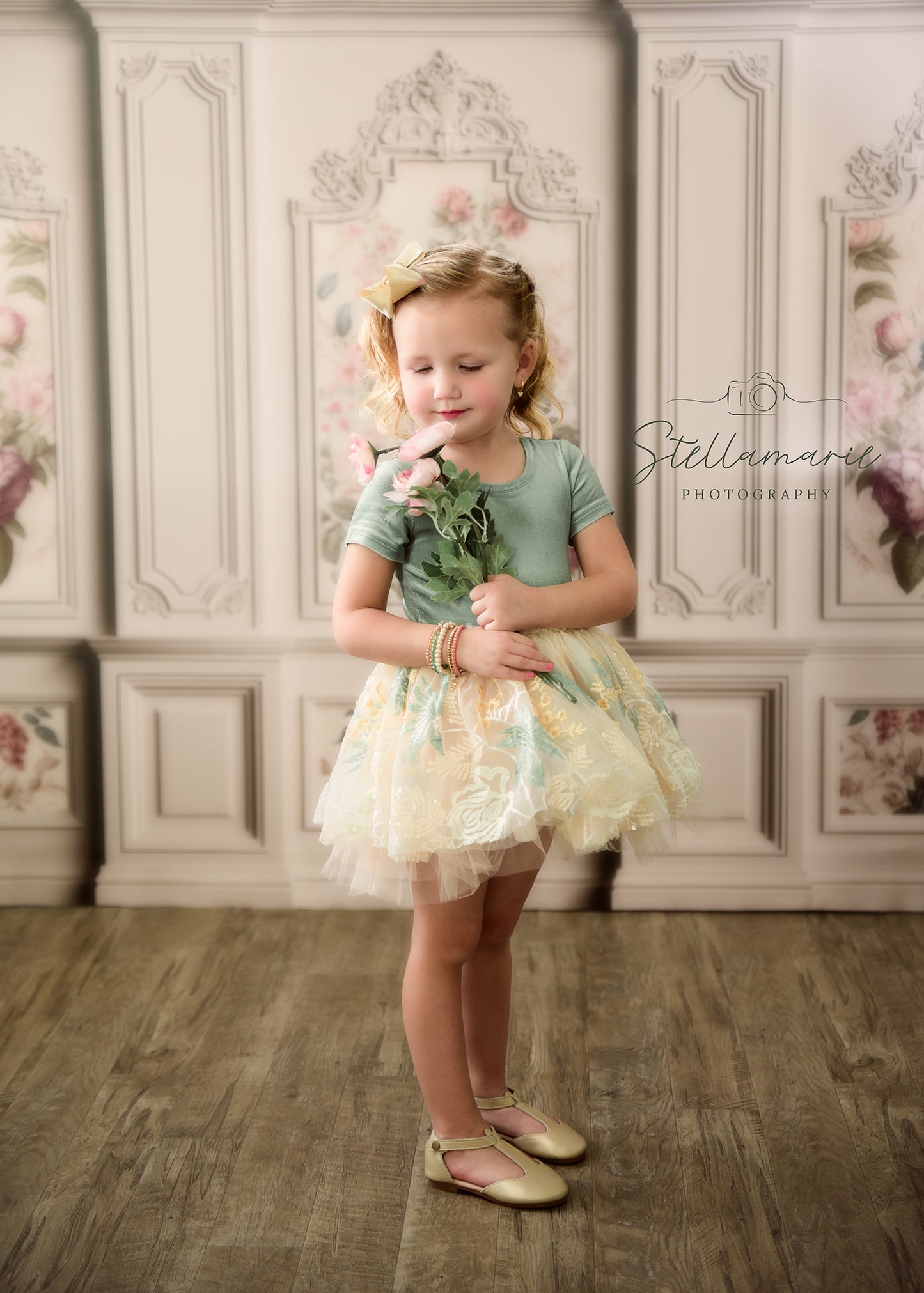 Ivory Floral Victorian Wall - With Sweep Option