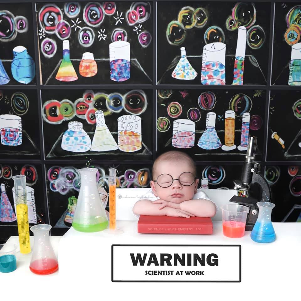 The Science Guy 60x50" - Littles Collection