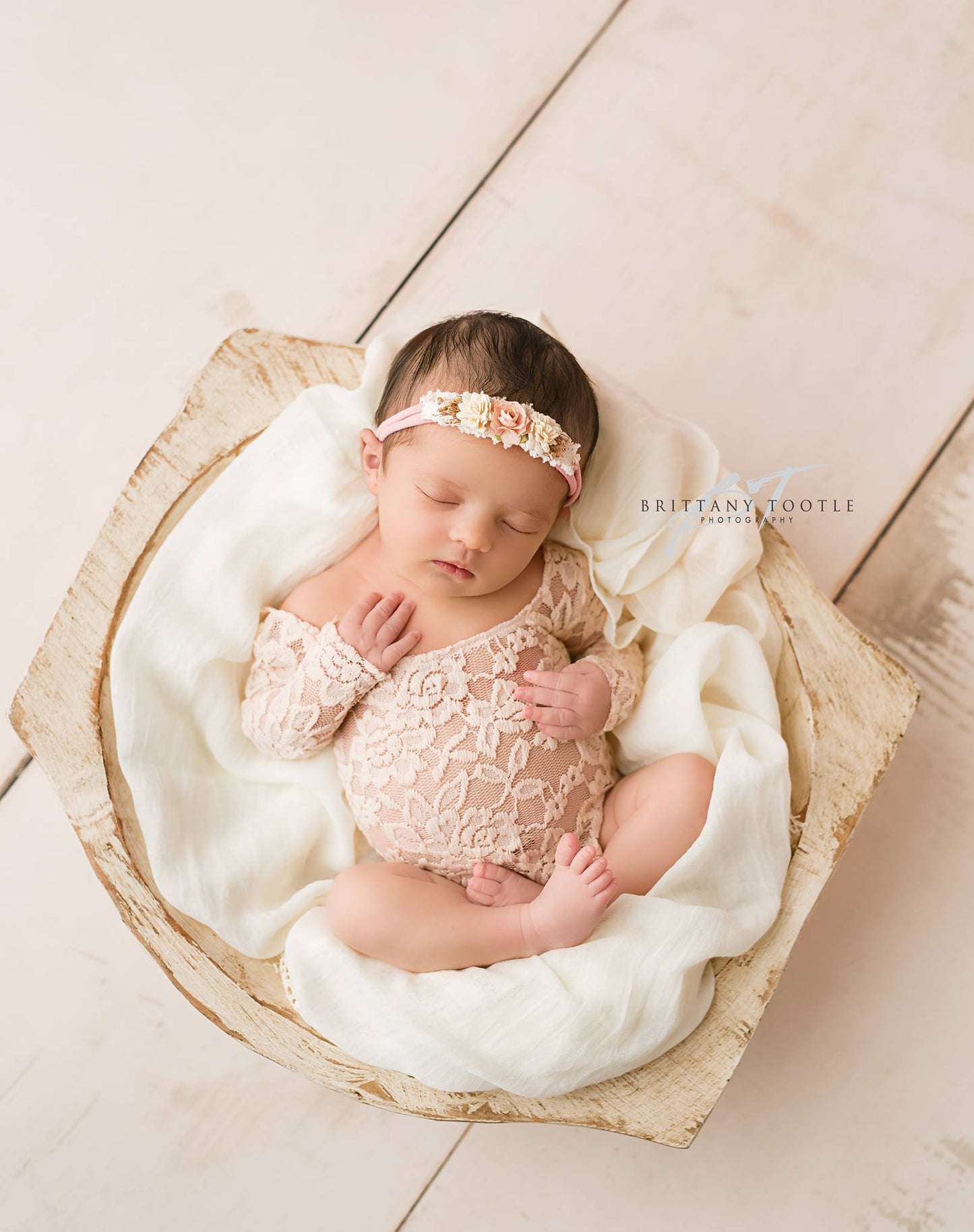 Amanda Cream Barn Wood Planks