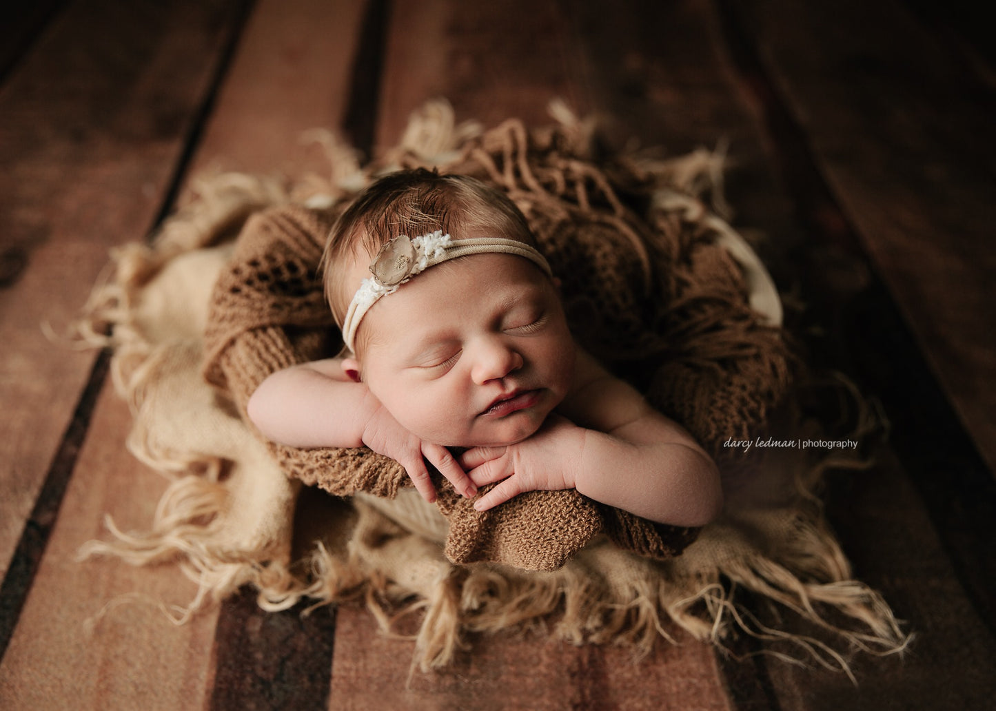 Joplin Vertical Wood Planks