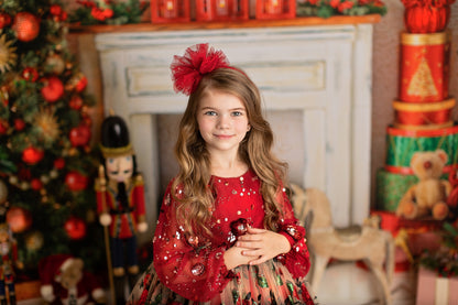 Holiday Happy Mantle