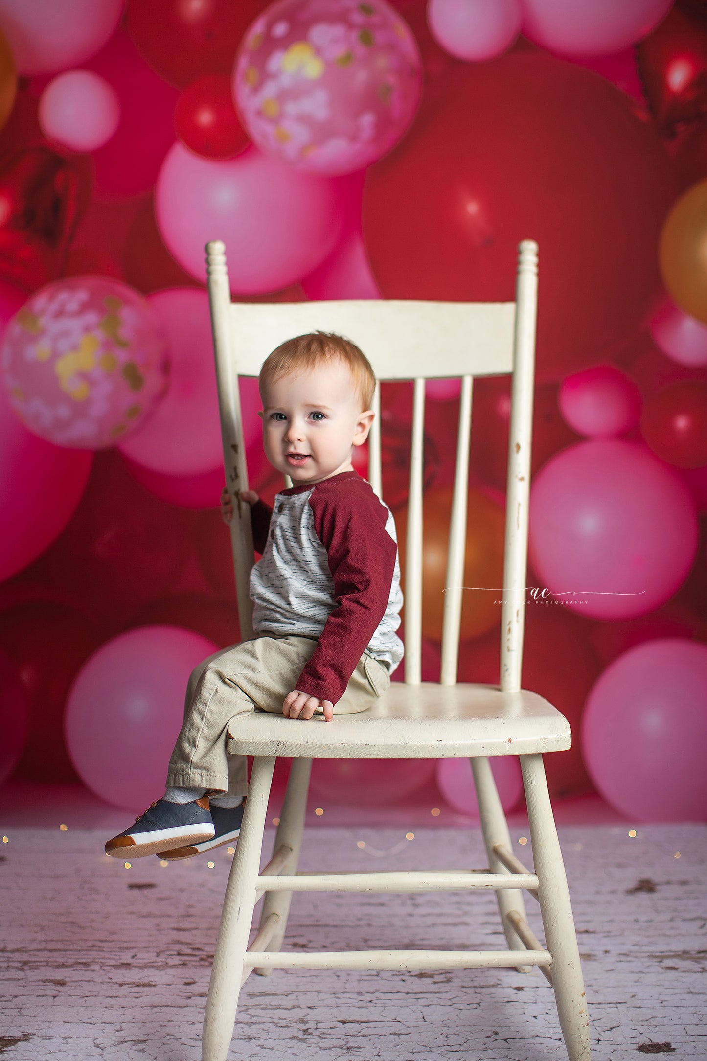 Golden Valentine Balloon Wall