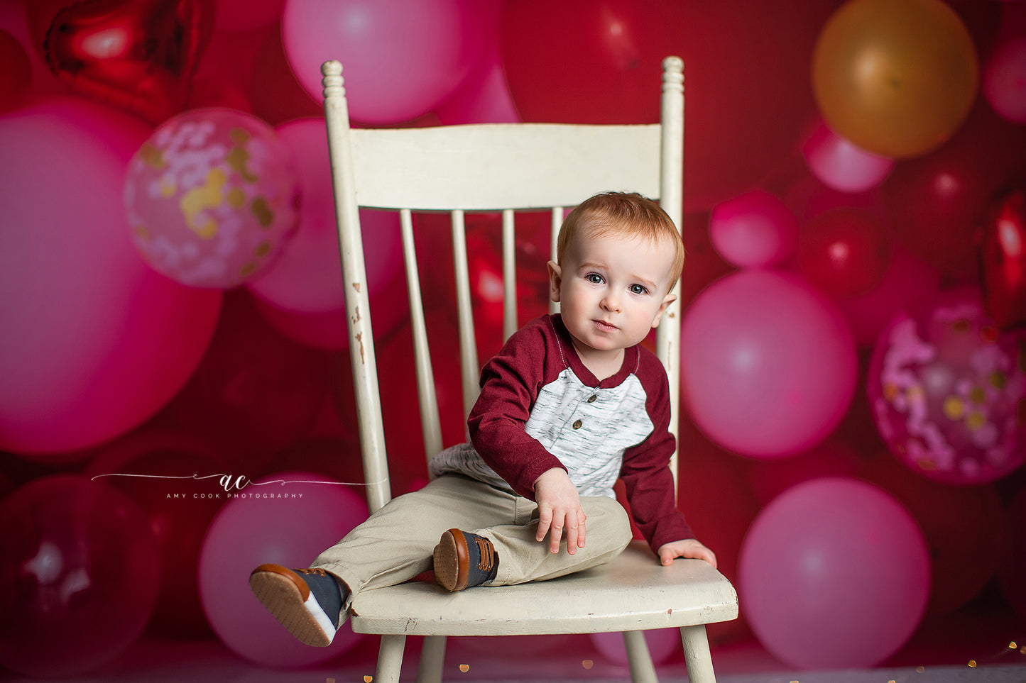 Golden Valentine Balloon Wall
