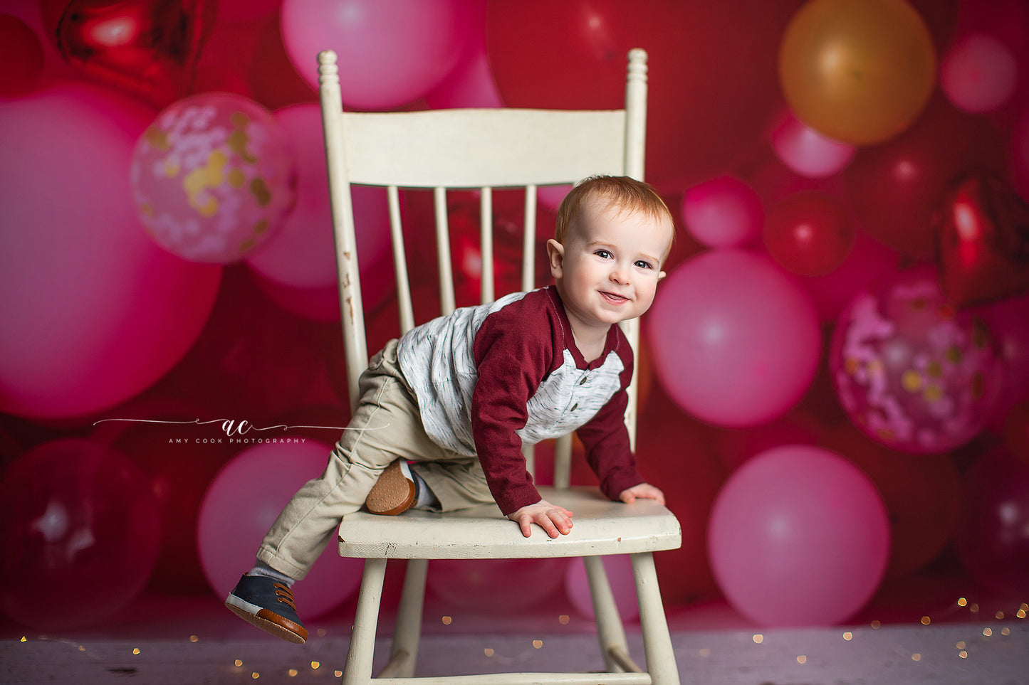 Golden Valentine Balloon Wall