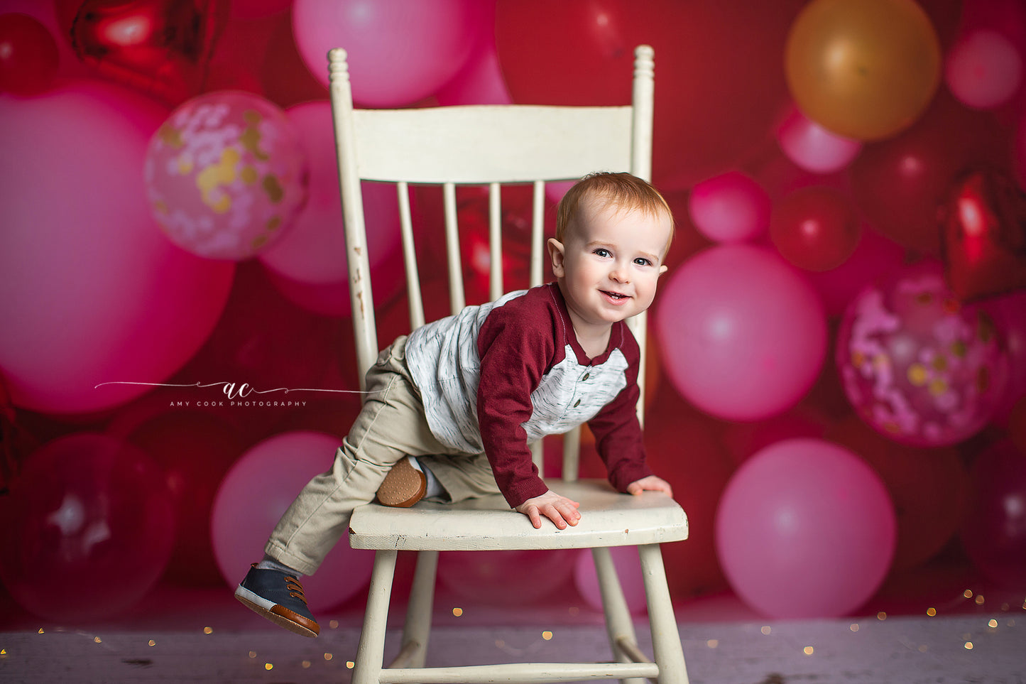 Golden Valentine Balloon Wall