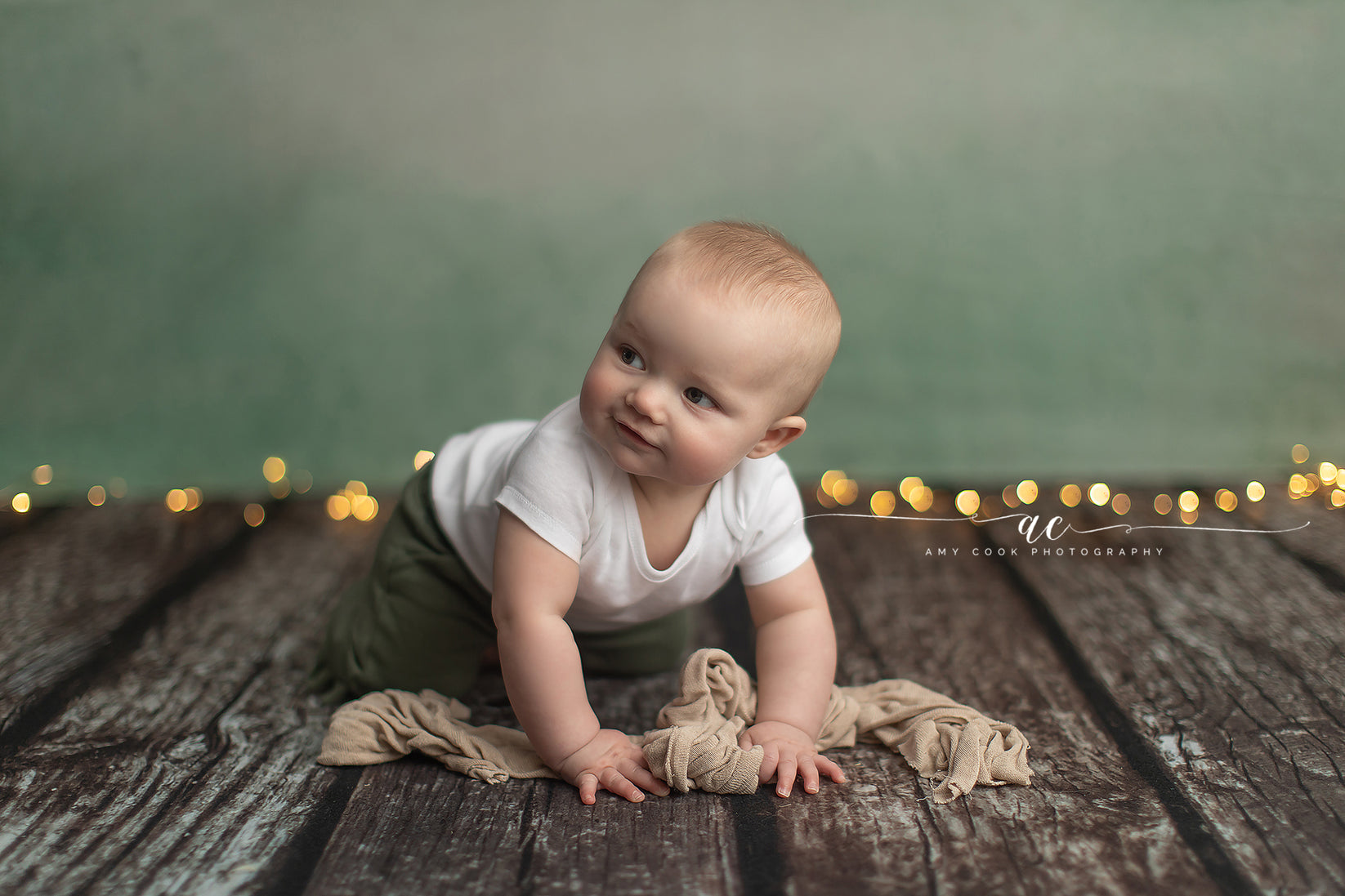 Textured Turf – Fancy Fabric & Props