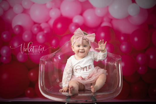 Ombre Valentine Balloon Wall