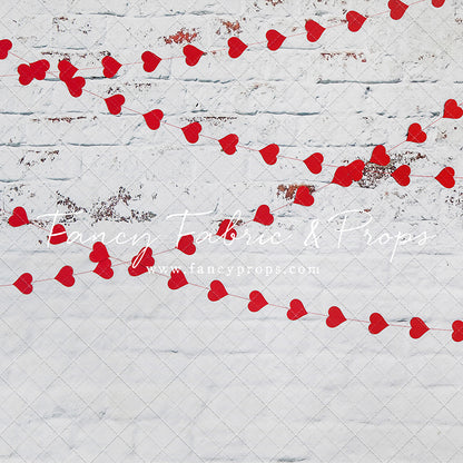 Amore Brick Wall - Petite