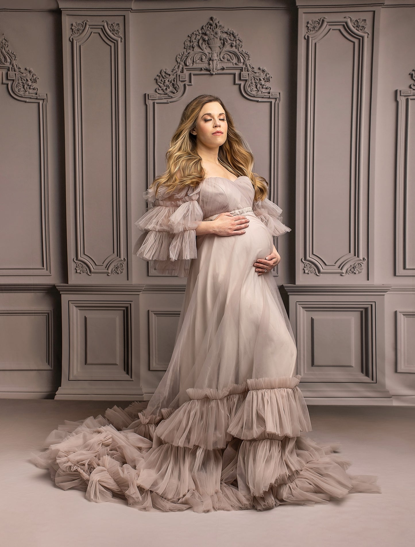 Classic Cream Victorian Wall - With Sweep Option