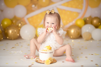 Make Lemonade Balloon Wall