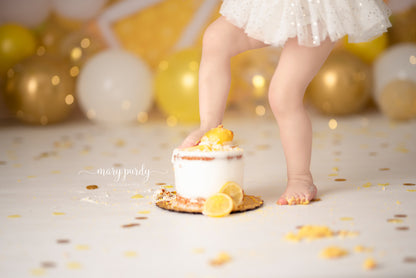Make Lemonade Balloon Wall