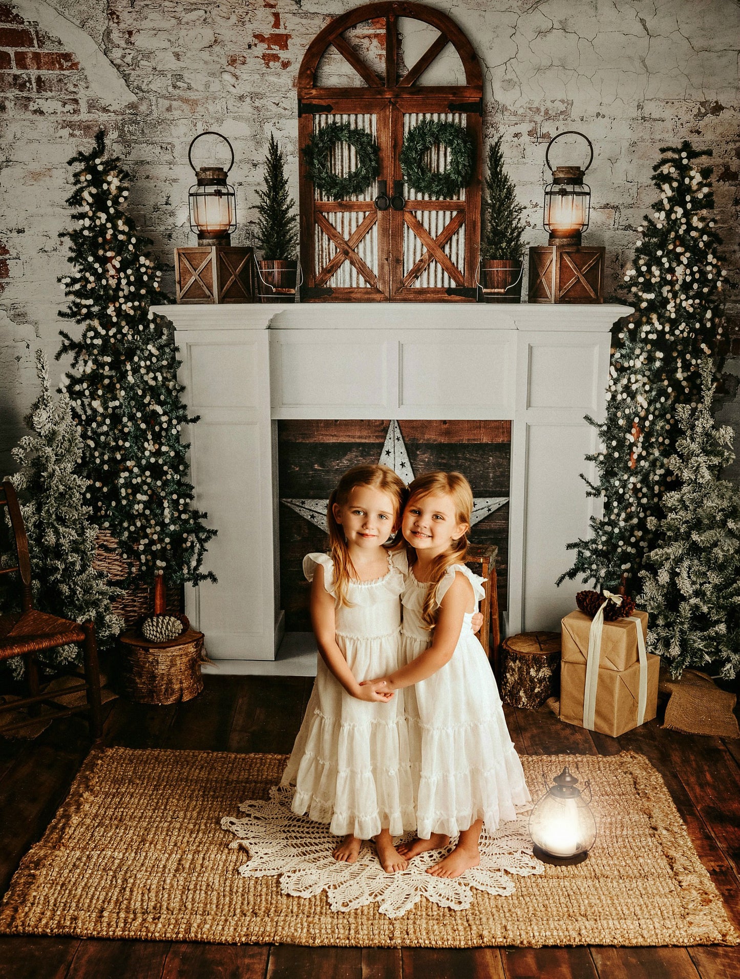 Vintage Rustic Holiday Room