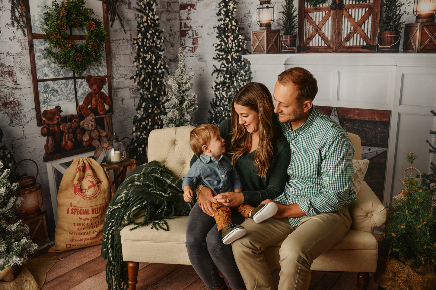 Vintage Rustic Holiday Room