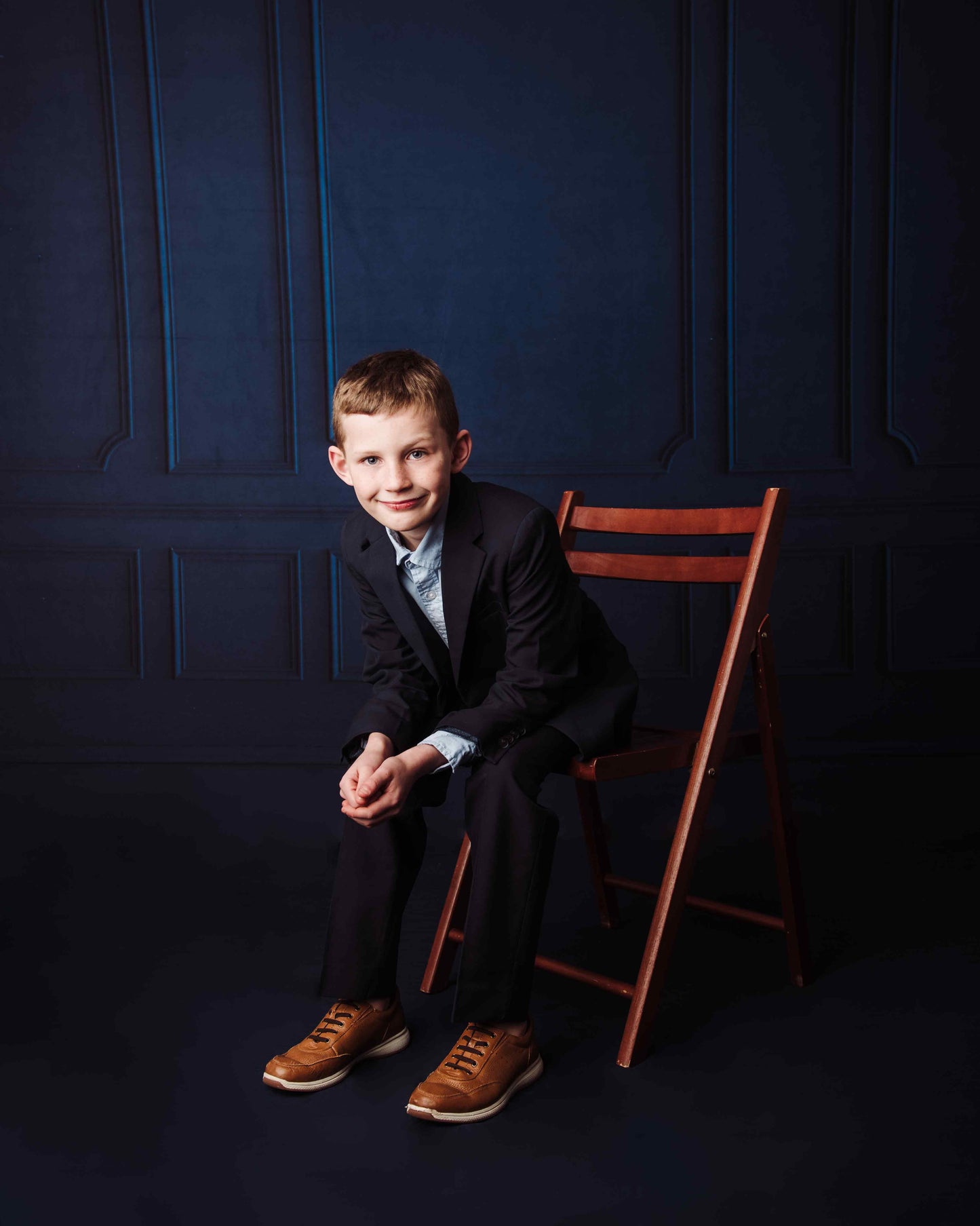 Midnight Wainscoting Wall