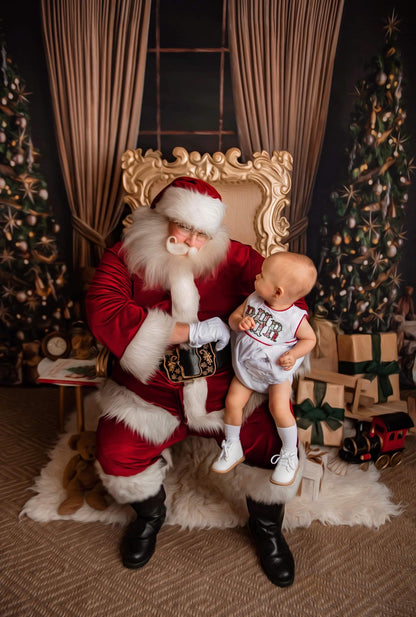 Bronzed Holiday Room