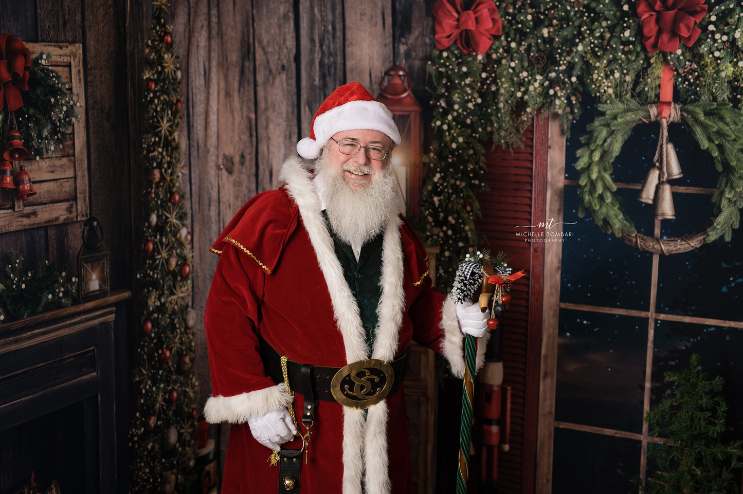 Jingle By The Fireplace Room