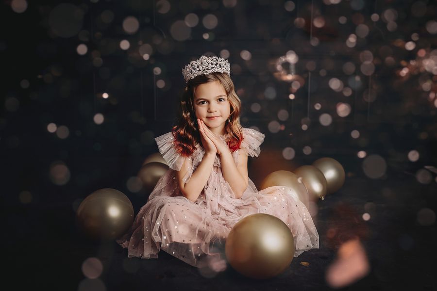 Simple Matte Black Wall