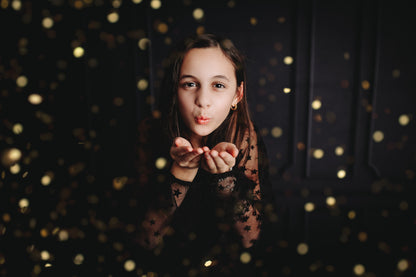 Simple Matte Black Wall