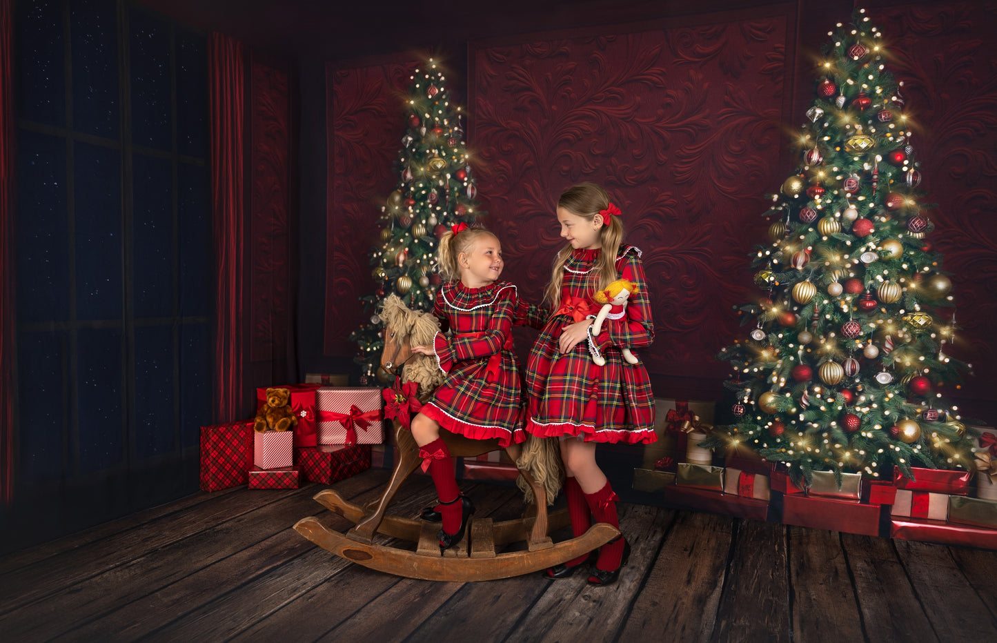 Elegant Crimson Holiday