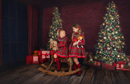 Elegant Crimson Holiday