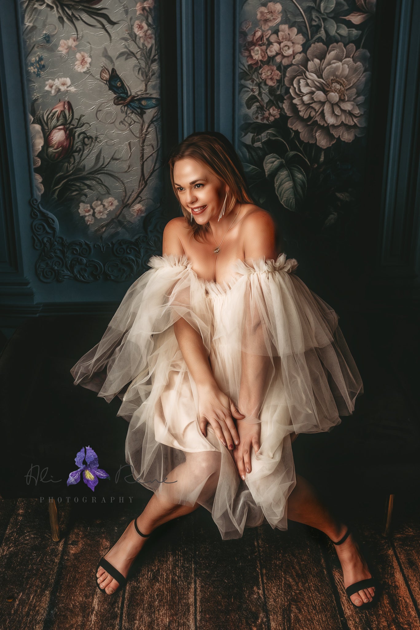 Teal Floral Victorian Wall - With Sweep Option