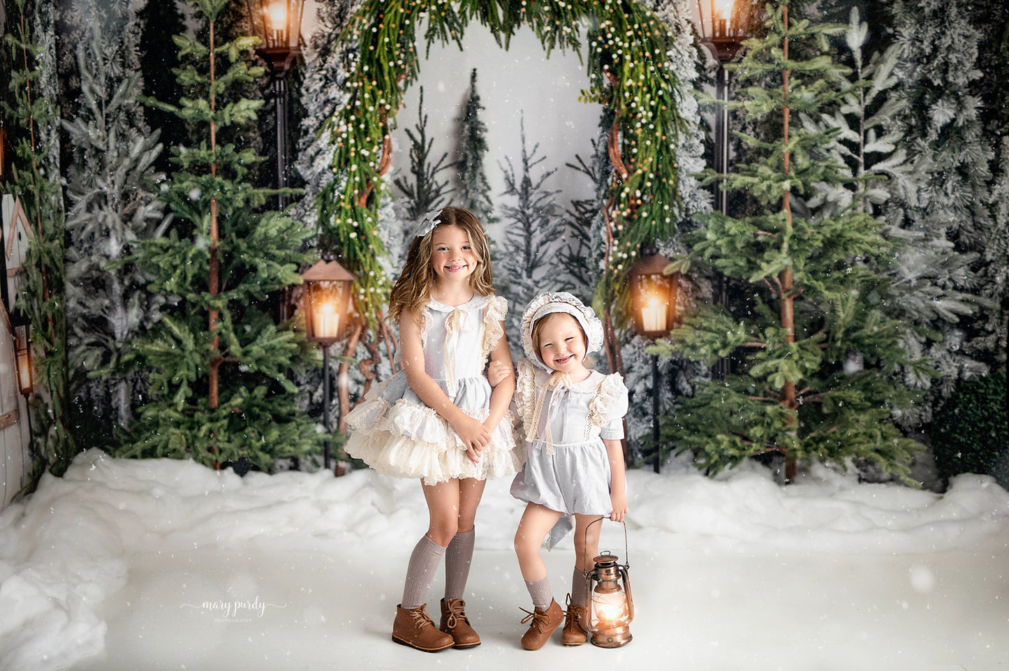 Tree Farm Stroll 2pc Room