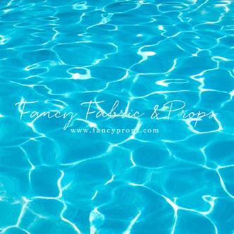 Tropical Waters - Petite