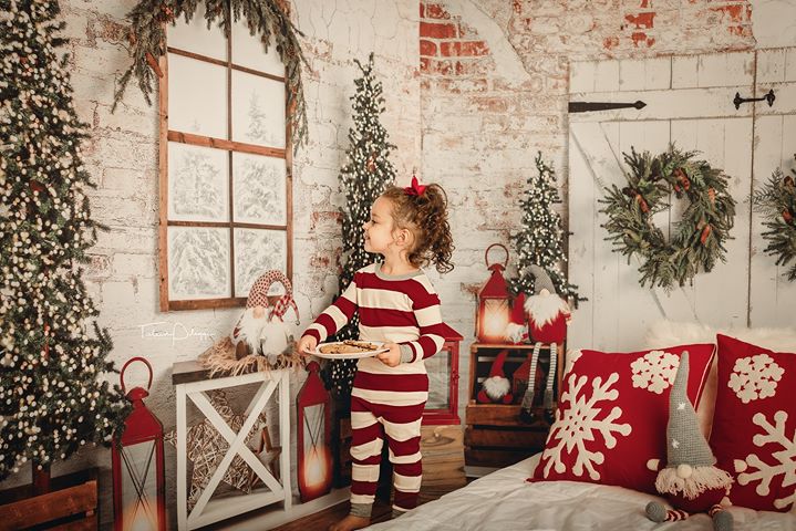 Glowing Greetings Mini Room