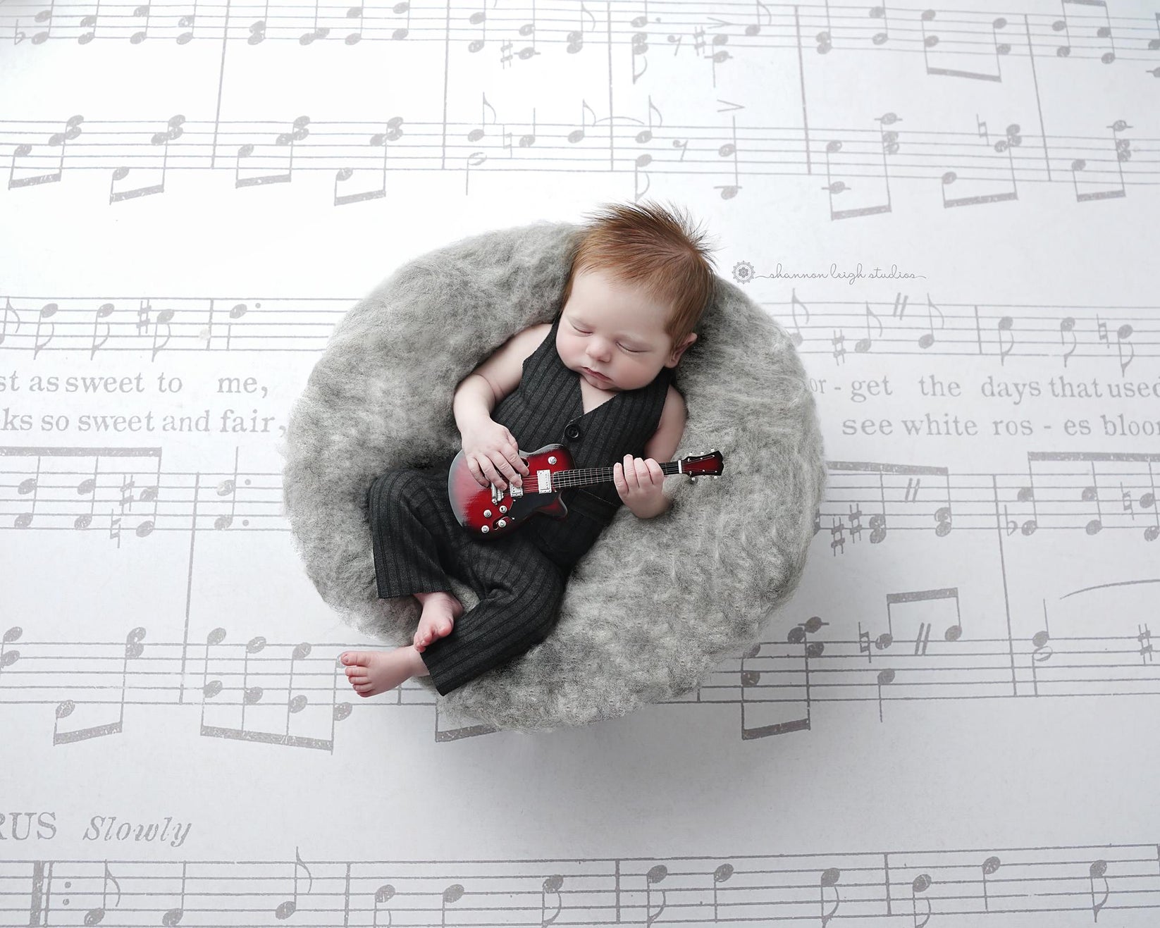 Music Notes – Fancy Fabric & Props