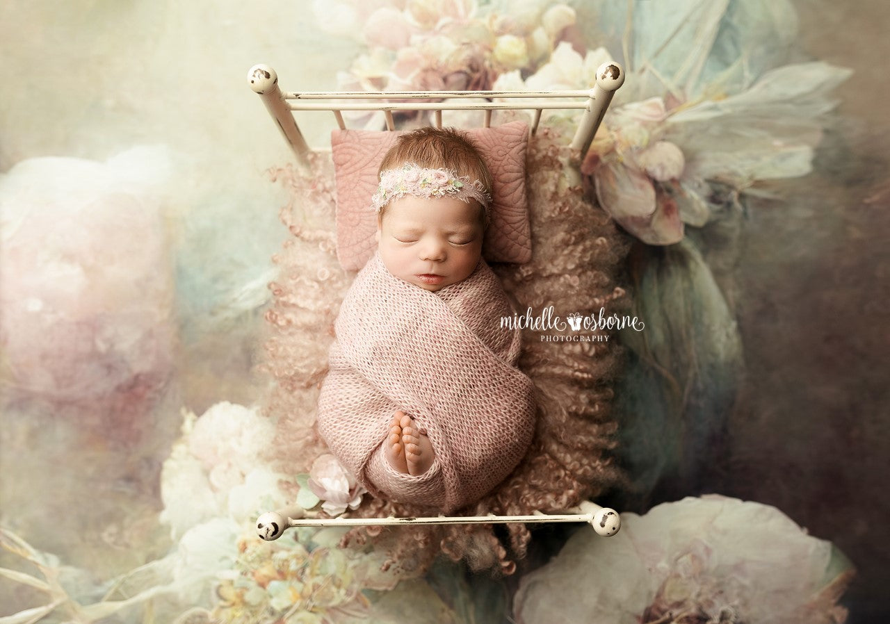 Fantasy Floral - Petite