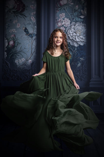 Black Floral Victorian Wall - With Sweep Option