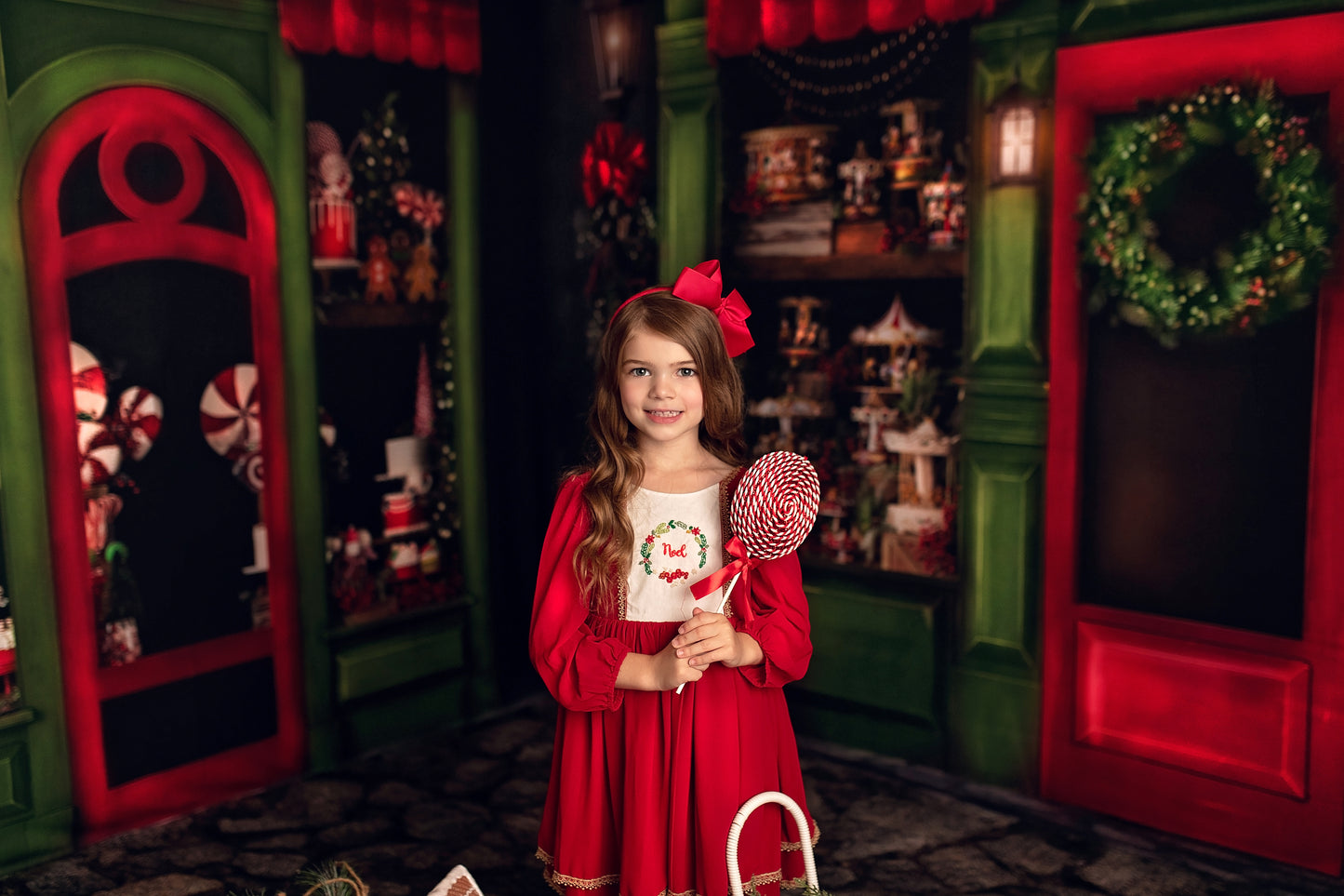 Olde Christmas Shoppes Room