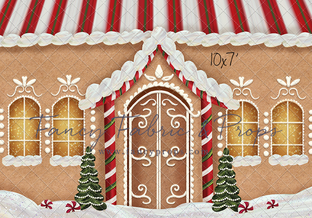 Little Fancy Gingerbread Cottage