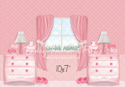 Minnie's Pink Paradise